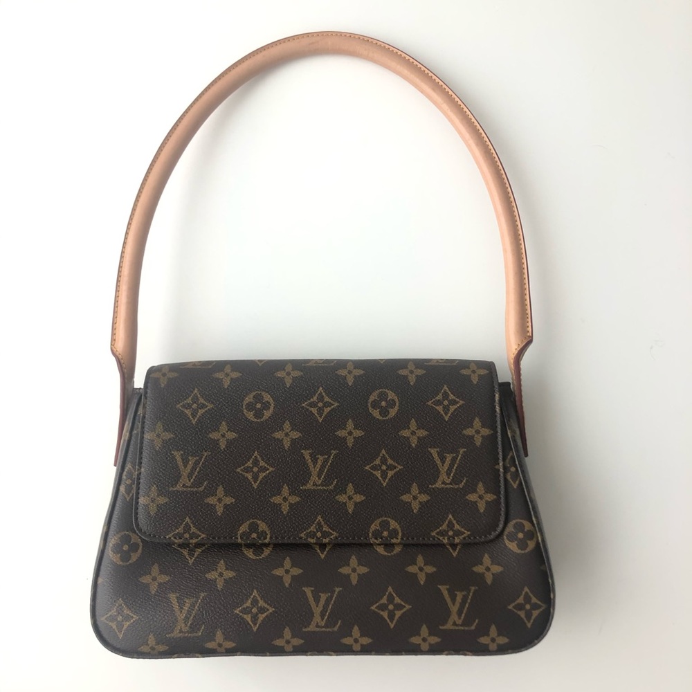 Louis Vuitton mini looping bag
